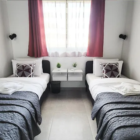 Seascape In Qawra By Homely St Paul's Bay