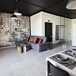 Apartment Seascape In Qawra By Homely St. Paul's Bay